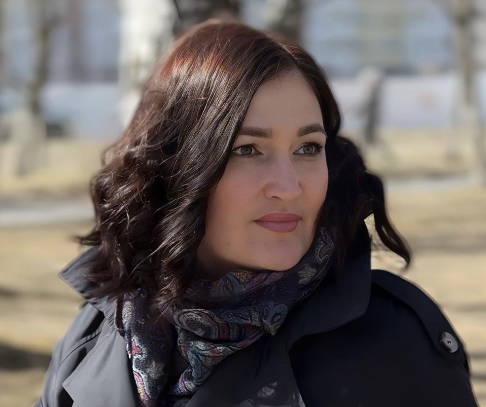 Людмила  Полякова